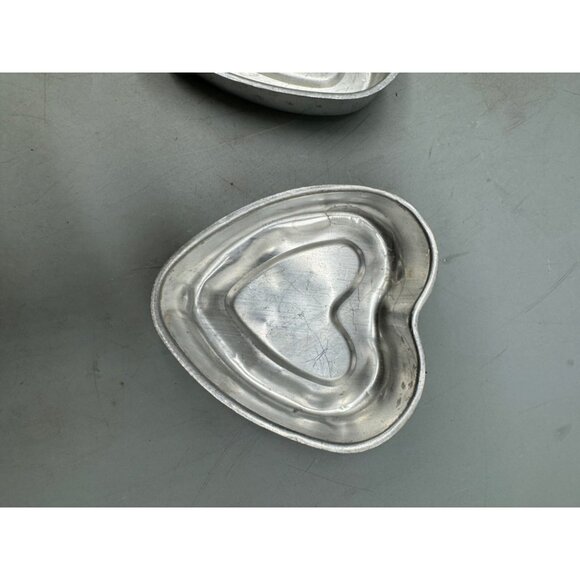 Set Of 3 Heart-Shaped Aluminum Baking Molds For Cakes & Pastries cookie cakes - Picture 5 of 5